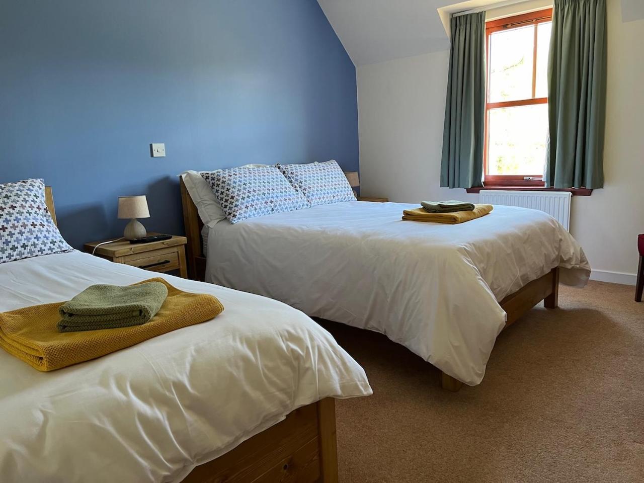 Lochailort Inn Room photo